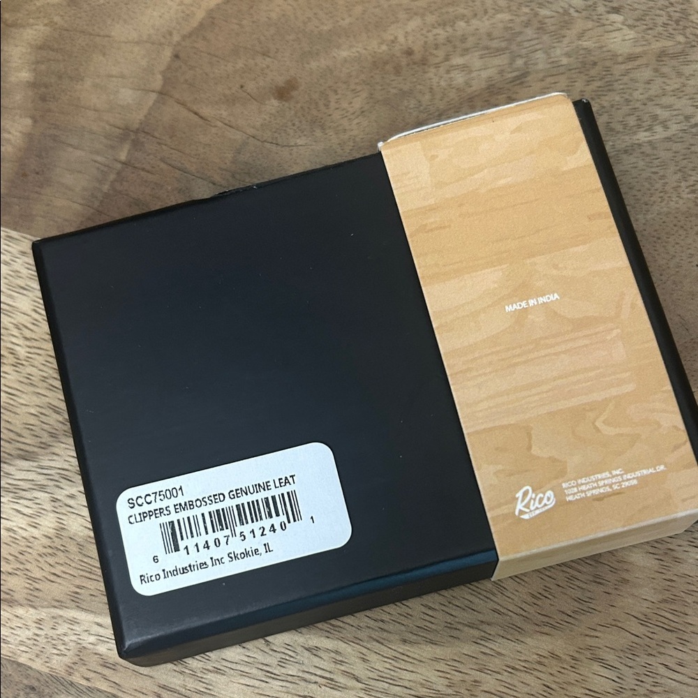 NBA Clippers  Brown Leather Credit Card Holder - Picture 2 of 10